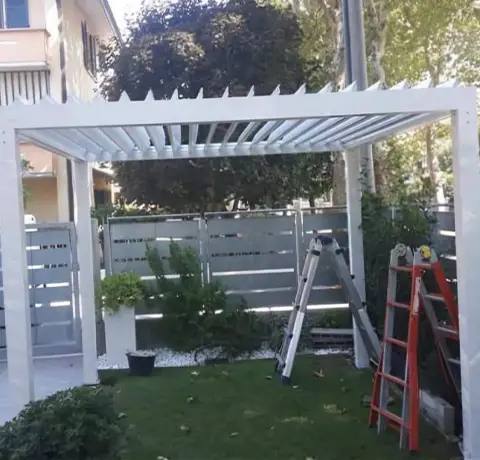 Tende e Pergole Bioclimatiche